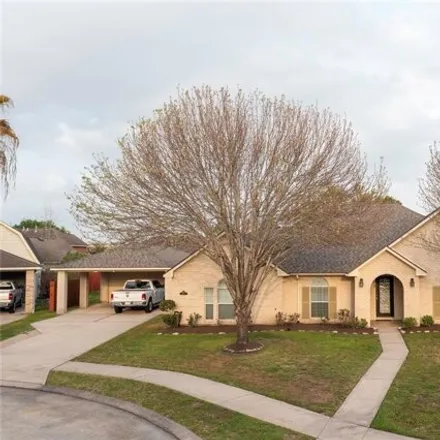 Buy this 3 bed house on 3671 Briscoe Lane in Pearland, TX 77584