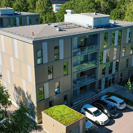 Rent this 3 bed apartment on Gunnilbogatan 18A in 723 34 Västerås, Sweden