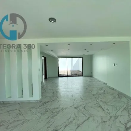 Buy this 5 bed house on Mina La Valenciana in 42084 Pachuca, HID