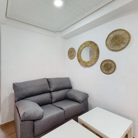 Image 3 - Bar Lica, Carrer de Rodrigo de Pertegàs, 46023 Valencia, Spain - Apartment for rent