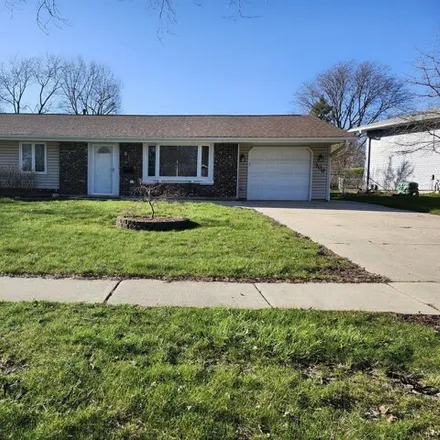 Buy this 3 bed house on 300 Williams Drive in Schaumburg, IL 60193