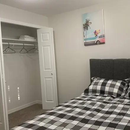 Image 3 - Regina, SK S0G 4G0, Canada - House for rent