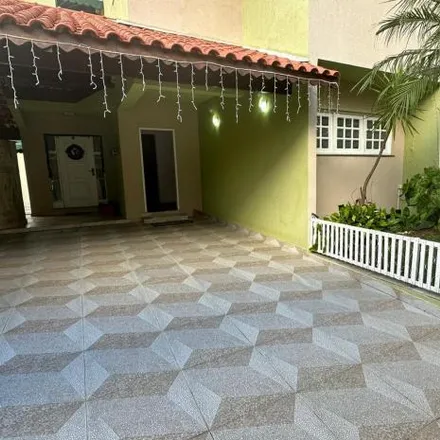 Buy this 4 bed house on Rua Doutor Aristeu Ribeiro de Rezende in Socorro, Mogi das Cruzes - SP