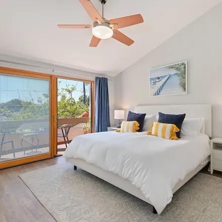 Rent this 2 bed condo on Santa Barbara
