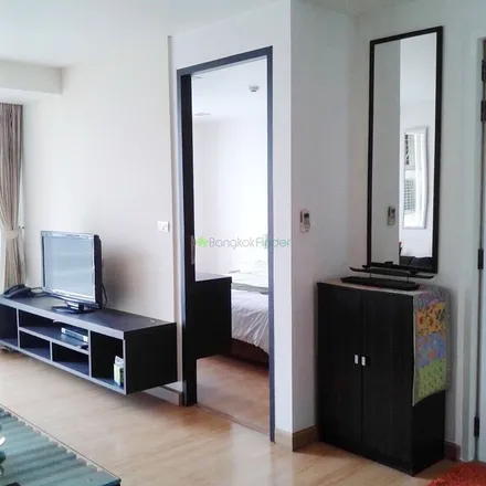 Rent this 1 bed apartment on unnamed road in Din Daeng District, 10400