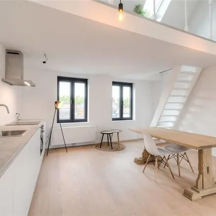 Rent this 1 bed apartment on Pioenstraat 24 in 2600 Berchem, Belgium