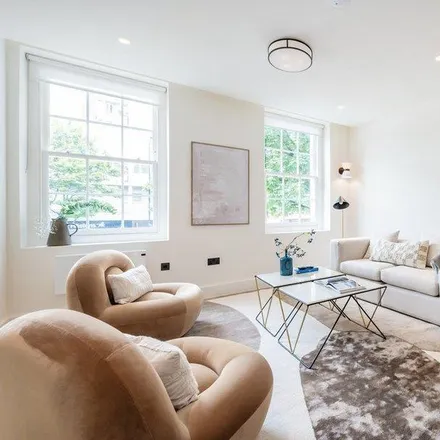 Rent this 2 bed apartment on 127 Notting Hill Gate in London, W11 3JZ