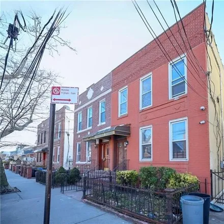 Image 2 - 1708 West 12th Street, New York, NY 11223, USA - Duplex for sale
