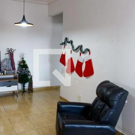 Rent this 2 bed apartment on Avenida João de Andrade in Jardim Pacheco, Osasco - SP