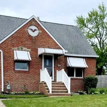 Buy this 3 bed house on 7917 Fernhill Avenue in Parma, OH 44129
