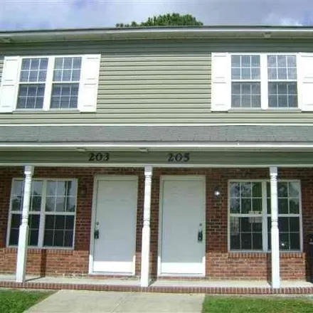 Rent this 2 bed house on 262 Palace Circle in Brynn Marr, Jacksonville