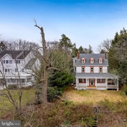 Buy this 6 bed house on 61 Warren Street in Beverly, Burlington County