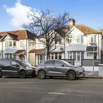 Rent this 4 bed duplex on Burnley Road in Dudden Hill, London