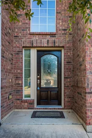 Image 2 - 5709 Sapphire Pool Trail, Fort Worth, TX 76248, USA - House for sale