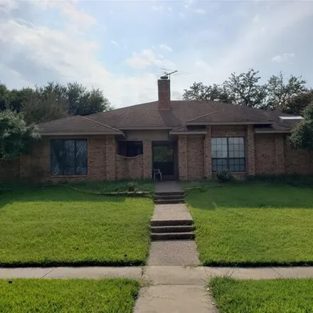 Image 1 - 5620 Vinewood Drive, Garland, TX 75043, USA - House for rent