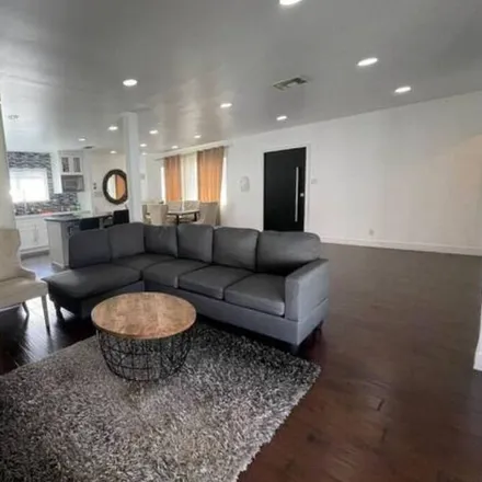 Image 2 - Los Angeles, CA - House for rent