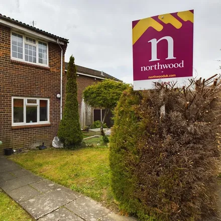 Rent this 1 bed apartment on Winnham Farm in Wagtail Way, Fareham