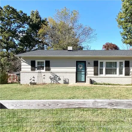 Buy this 3 bed house on 190 Hickman Avenue in Hudson, Caldwell County