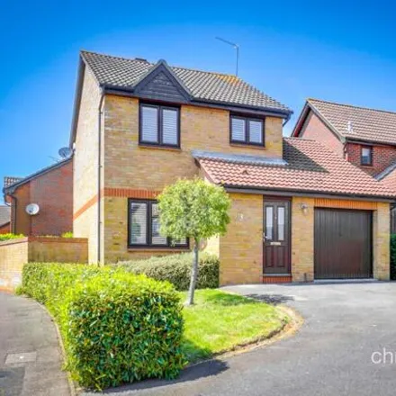 Buy this 3 bed house on The Firs in Goffs Oak, EN7 6UD