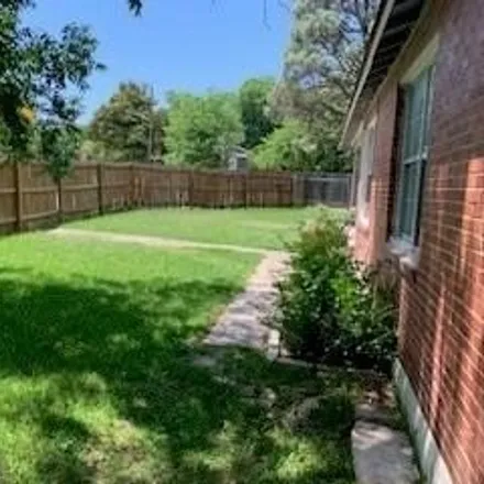 Image 3 - 4501 Finley Drive, Austin, TX 78731, USA - House for rent