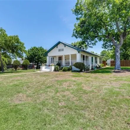 Buy this 3 bed house on 601 Conner Avenue in Fort Worth, TX 76105