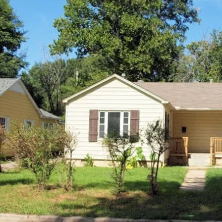 Buy this 2 bed house on 515 Pollock Street in Rose City, North Little Rock