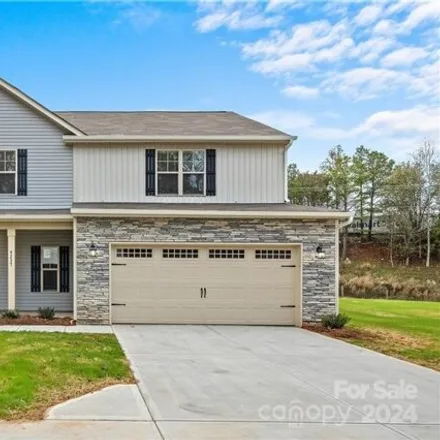 Buy this 4 bed house on 13111 Hamilton Road in Charlotte, NC 28273
