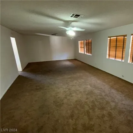 Image 5 - 746 Rossmore Drive, Sunrise Manor, NV 89110, USA - House for rent