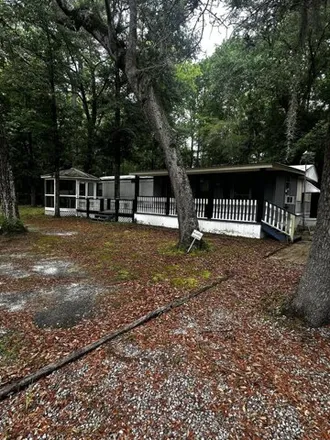 Buy this studio apartment on 196 River Rest Lane in Colleton County, SC 29474