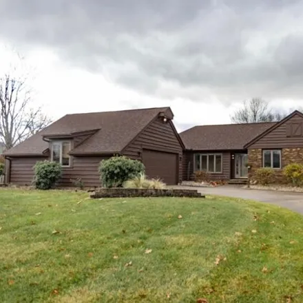 Image 2 - 2556 West Butternut Drive, LaPorte County, IN 46350, USA - House for sale