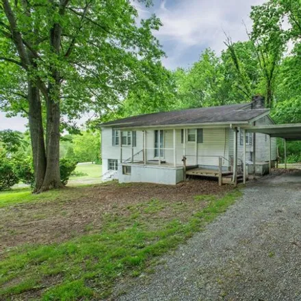 Buy this 2 bed house on 926 Northern Road in Wilson County, TN 37122