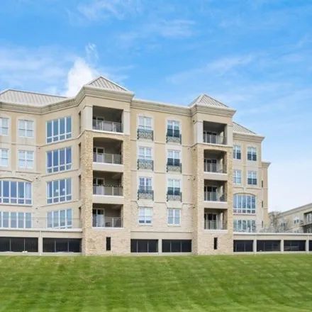 Buy this 2 bed condo on West Case Road in Columbus, OH 43017