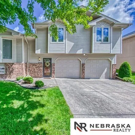 Buy this 3 bed house on 16516 Weir Street in Omaha, NE 68135