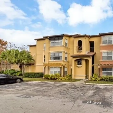 Buy this 3 bed condo on Shingle Creek Trail in Orlando, FL 32811