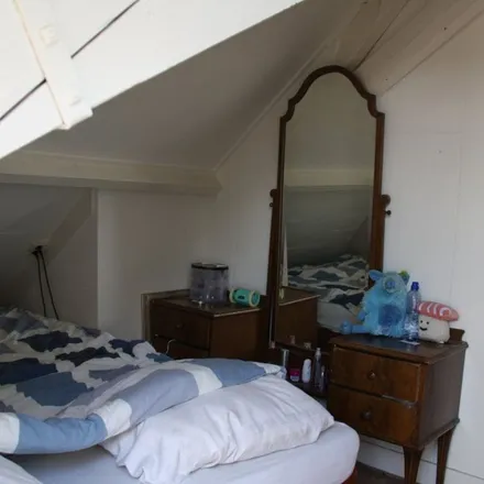 Rent this 2 bed apartment on Prinsessestraat 32 in 6828 JV Arnhem, Netherlands