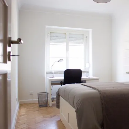 Rent this 5 bed room on Avenida de Roma 3 in 1000-996 Lisbon, Portugal