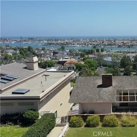 Buy this 3 bed house on 801 Kings Road in Bay Shores, Newport Beach