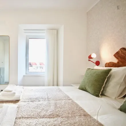 Rent this 1 bed apartment on Travessa do Giestal 17 in Lisbon, Portugal