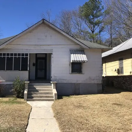 Buy this 3 bed house on 2250 43rd Avenue in Meridian, MS 39307