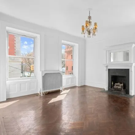 Image 1 - 27 East 95th Street, New York, NY 10128, USA - Apartment for sale
