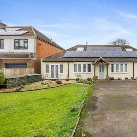 Buy this 4 bed house on Smallfield Road in Horley, RH6 9LR