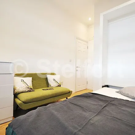 Rent this 1 bed apartment on Town Cafe in 140 Kentish Town Road, London