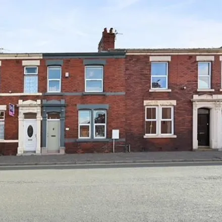 Rent this 5 bed townhouse on Phil Rodgers in Plungington Road, Preston