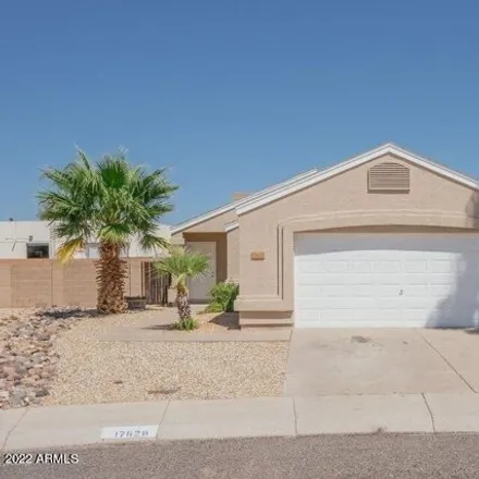 Buy this 3 bed house on 17628 North 28th Avenue in Phoenix, AZ 85053