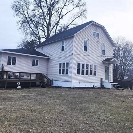 Buy this 3 bed house on 663 East Main Avenue in Rockford, Floyd County