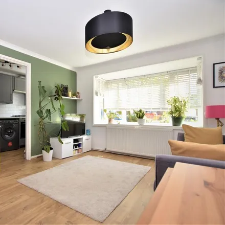 Rent this 1 bed apartment on Freethorpe Close in London, SE19 3LX