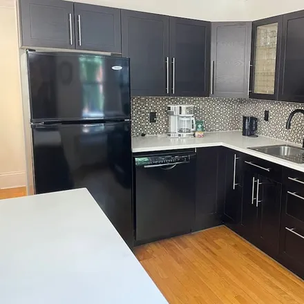 Rent this 3 bed apartment on Glebe - Dows Lake in Ottawa, ON K1S 2T1