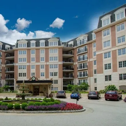 Image 1 - 146 Presidential Boulevard, Sutton Terrace, Lower Merion Township, PA 19004, USA - Condo for rent
