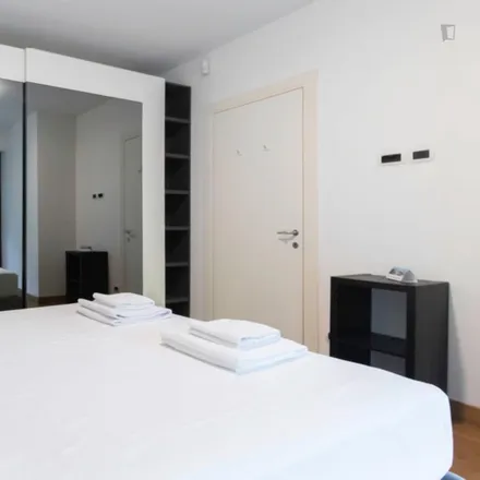 Image 3 - Alfa, Via Marco Ulpio Traiano, 20149 Milan MI, Italy - Apartment for rent