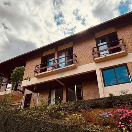 Buy this 3 bed house on Estrada das Oliveiras in Grotão, Teresópolis - RJ